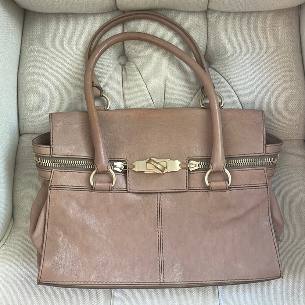 MAX MARA MARGAUX TOTE MEDIUM IN CAMEL